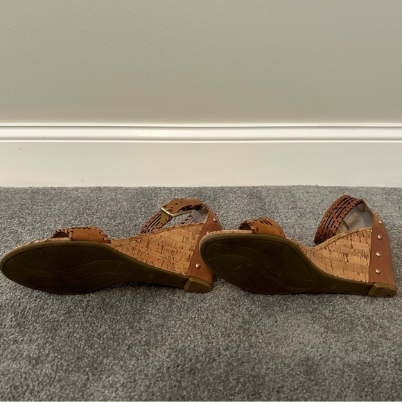 Marc Fisher Sandals - Picture 8 of 10